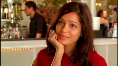 010YMD_Freida_Pinto_005.jpg