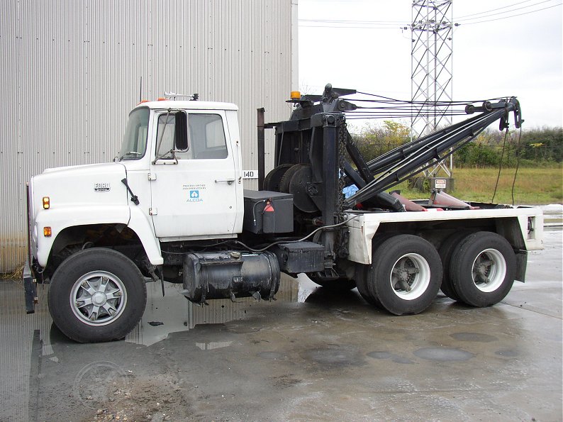TowTruck.jpg
